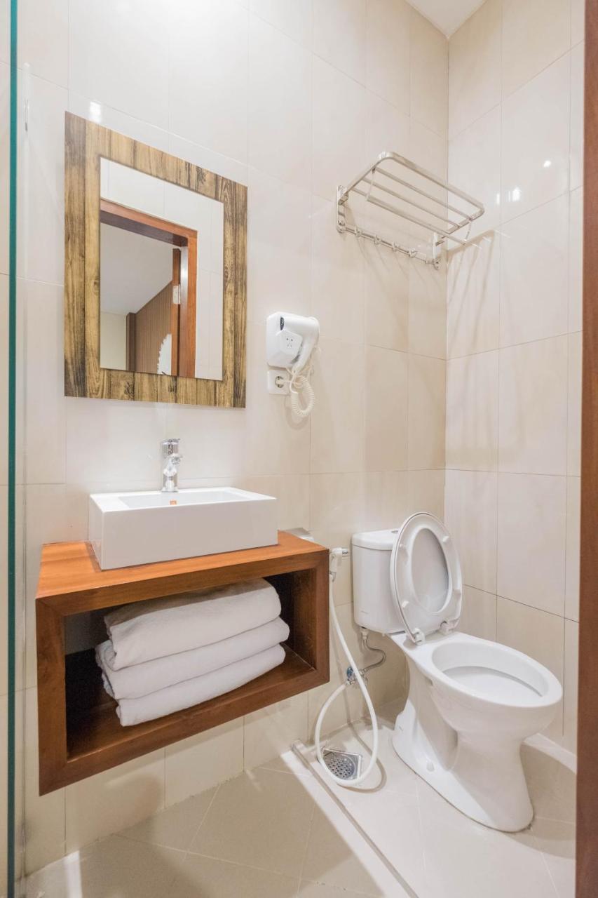 Caroline Guest House Canggu  Ngoại thất bức ảnh