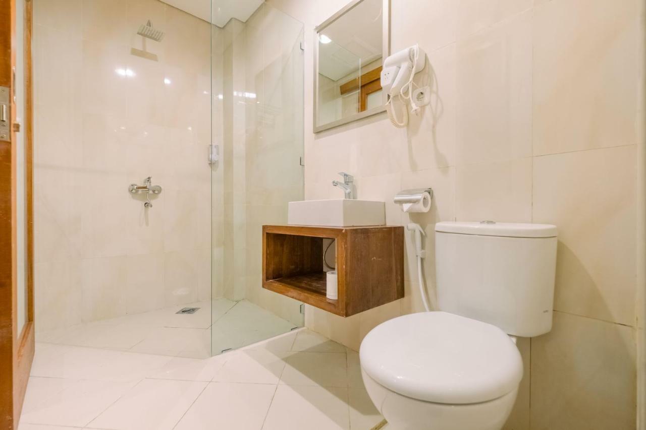 Caroline Guest House Canggu  Ngoại thất bức ảnh