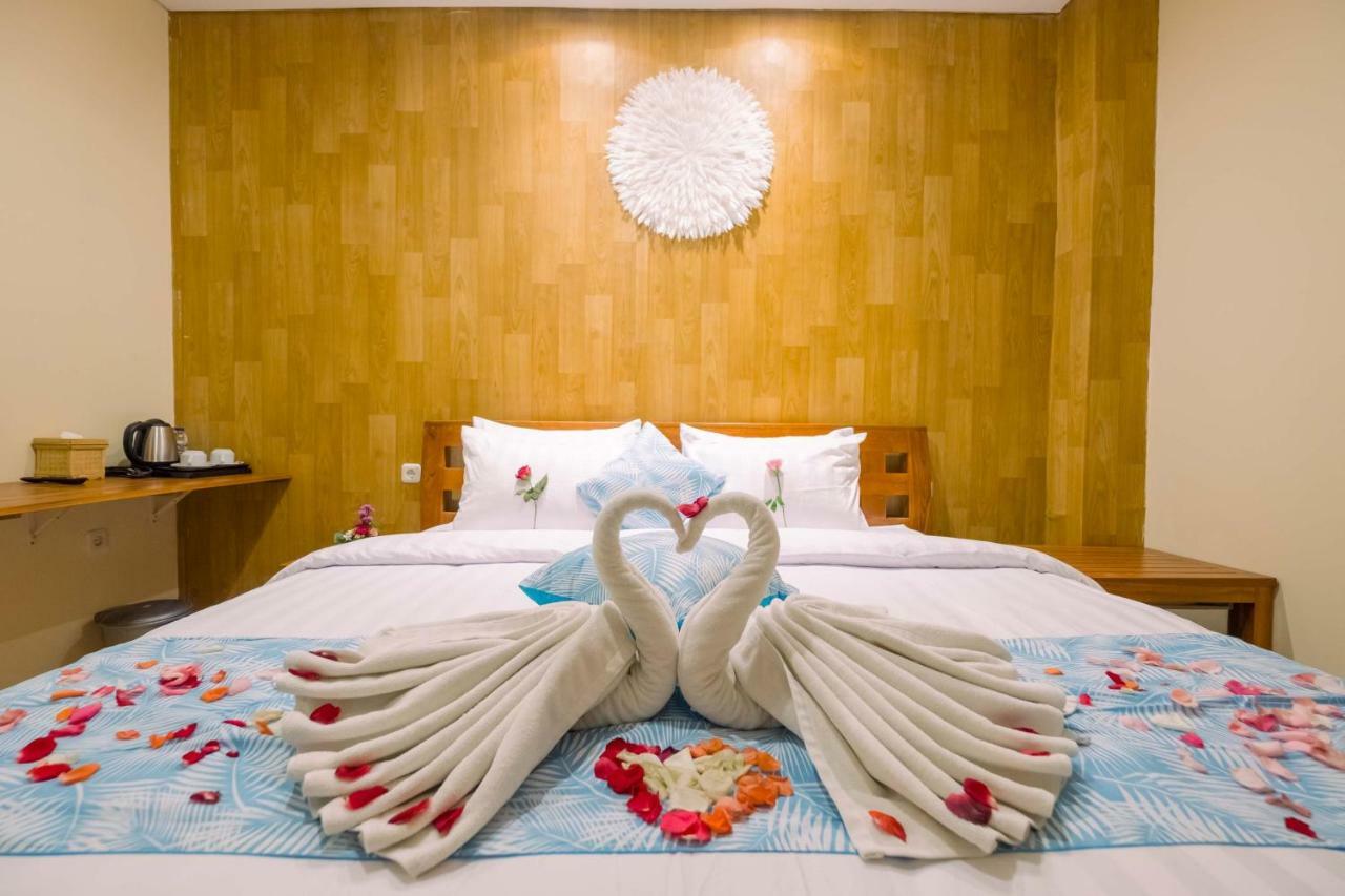 Caroline Guest House Canggu  Ngoại thất bức ảnh