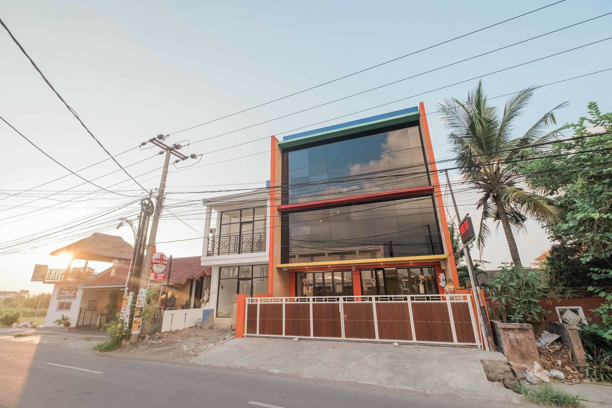 Caroline Guest House Canggu  Ngoại thất bức ảnh